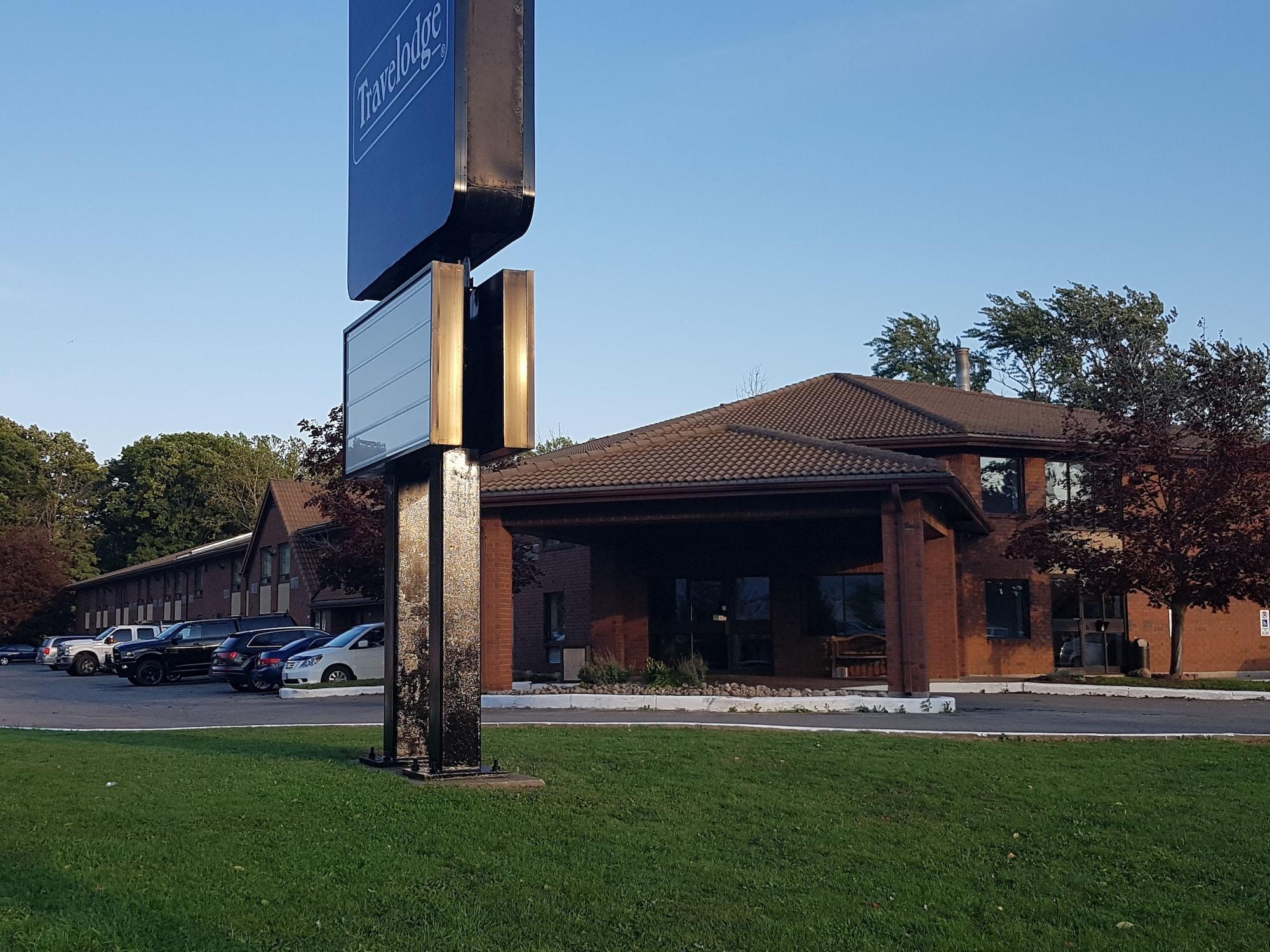 Travelodge by Wyndham Welland Eksteriør billede
