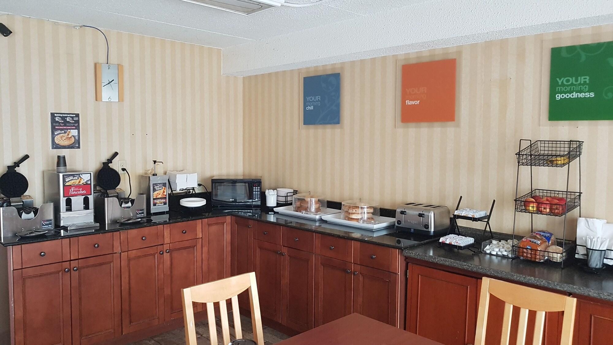 Travelodge by Wyndham Welland Eksteriør billede