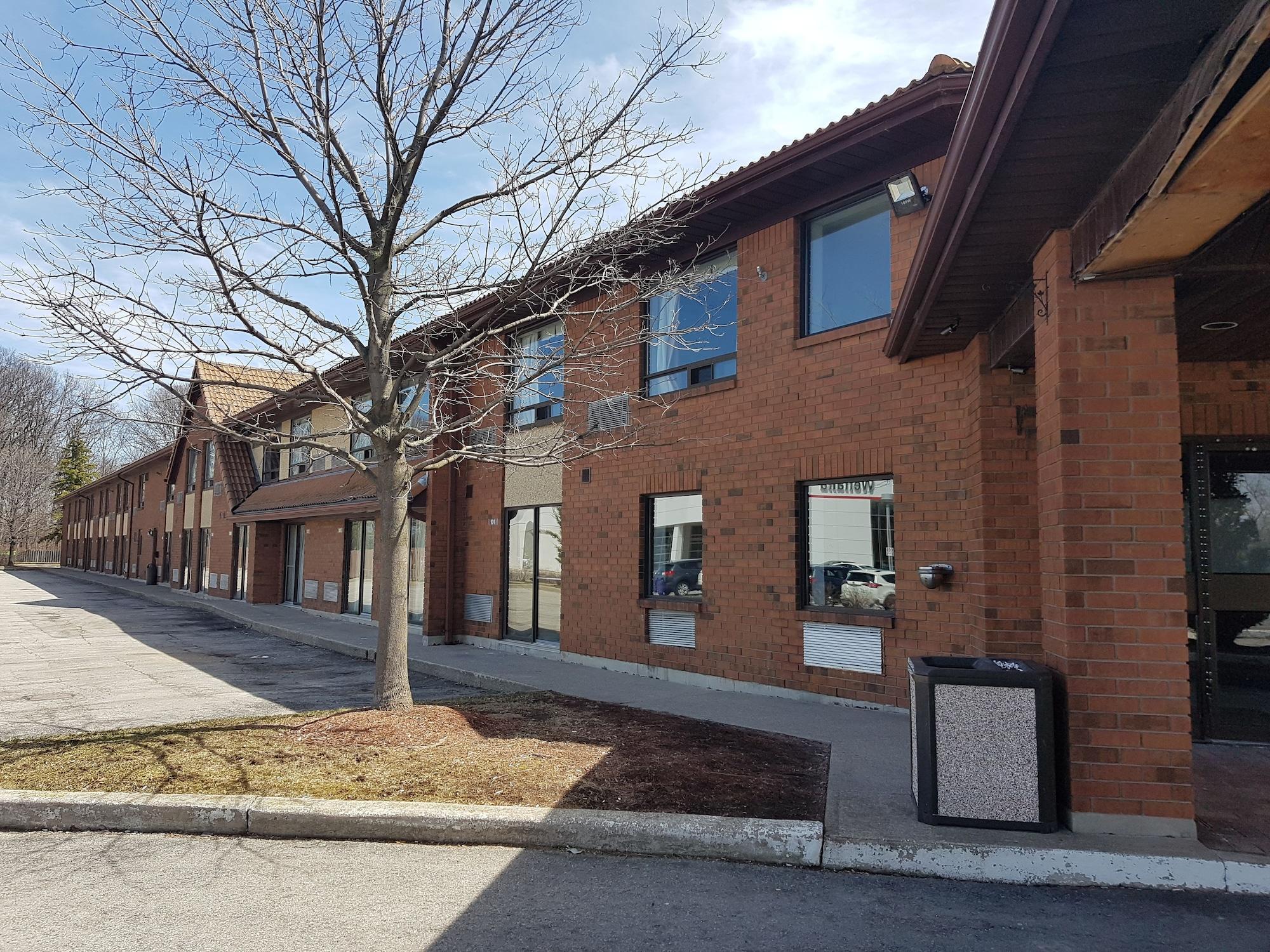 Travelodge by Wyndham Welland Eksteriør billede