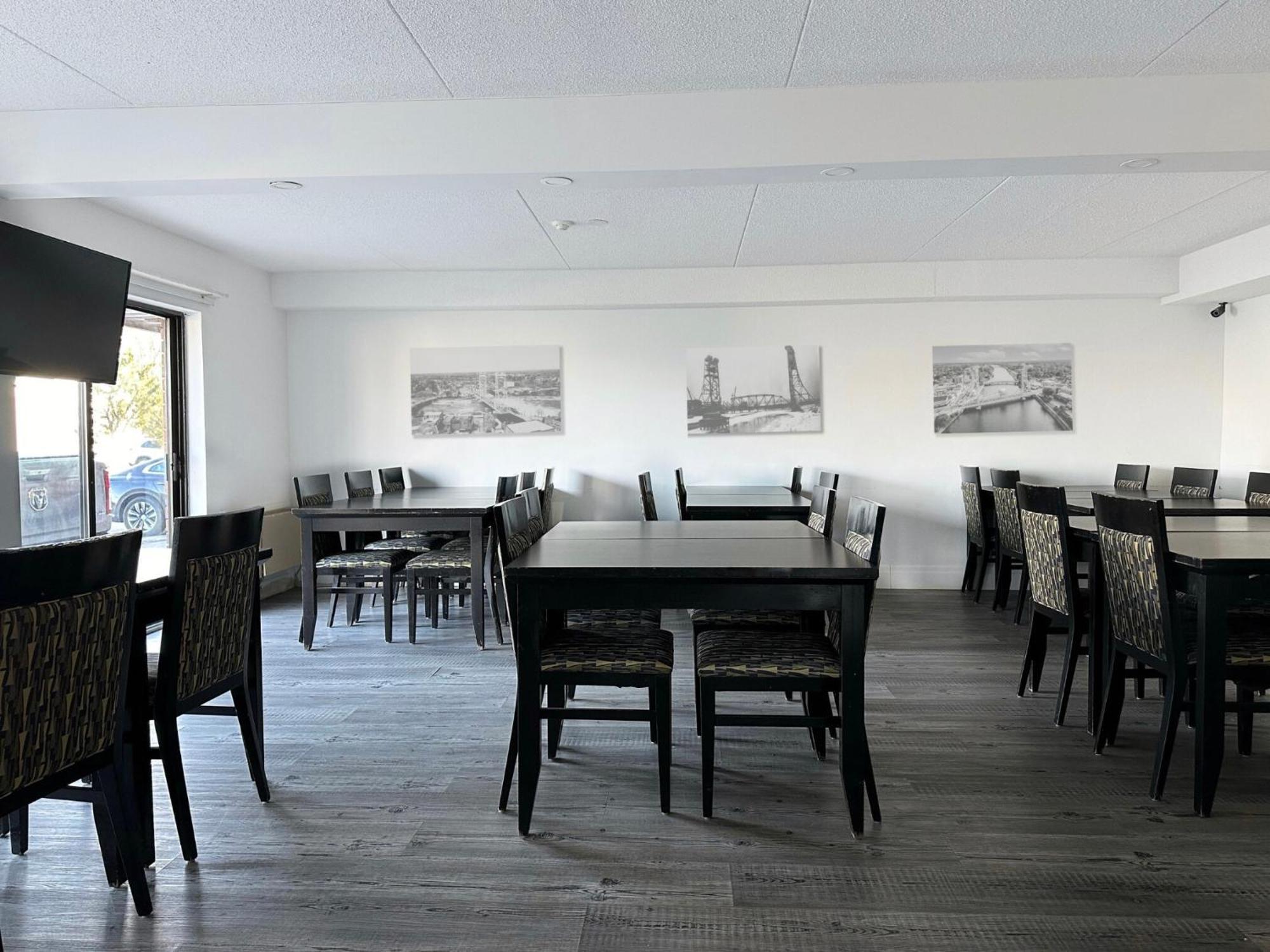 Travelodge by Wyndham Welland Eksteriør billede