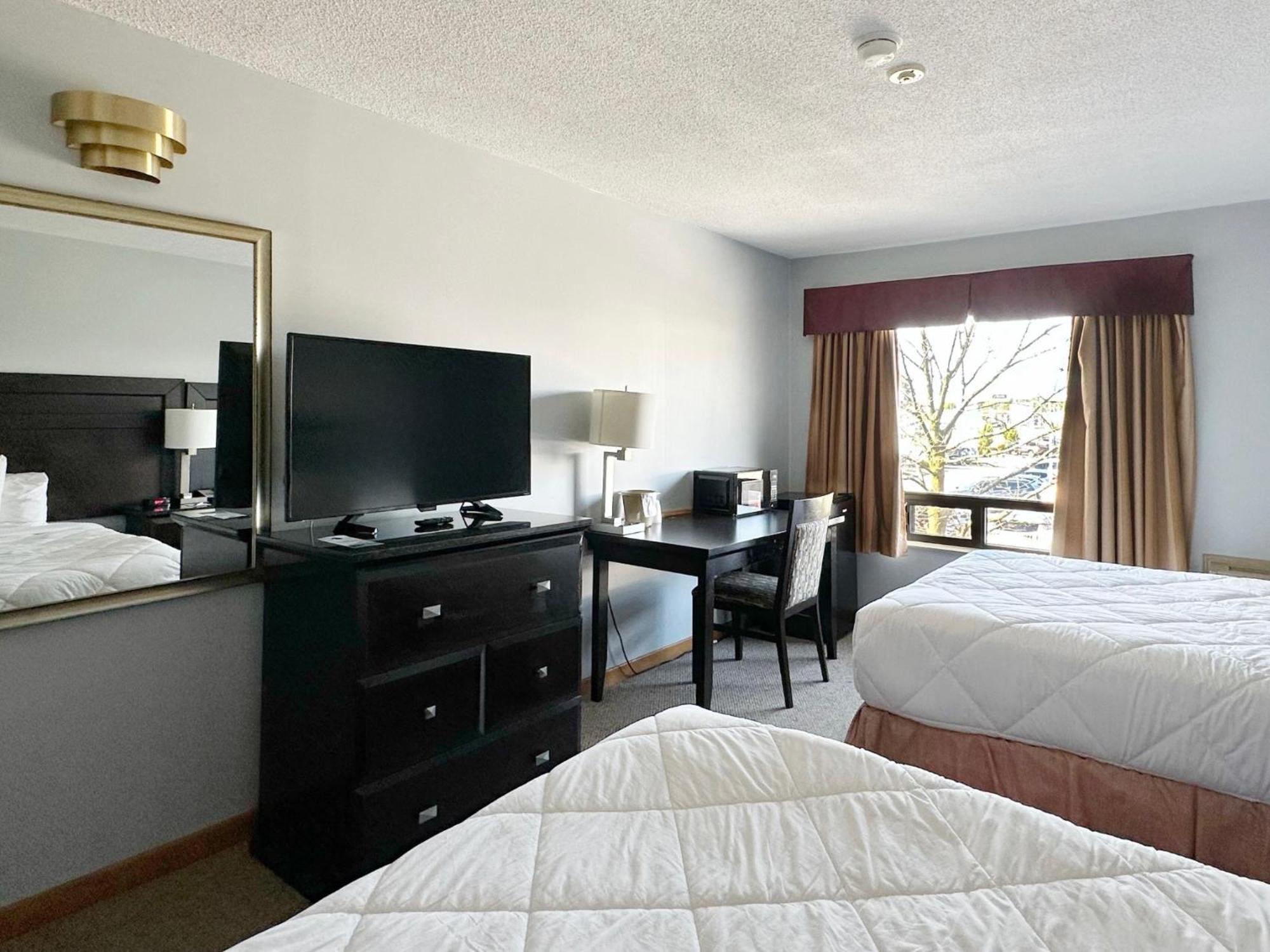Travelodge by Wyndham Welland Eksteriør billede