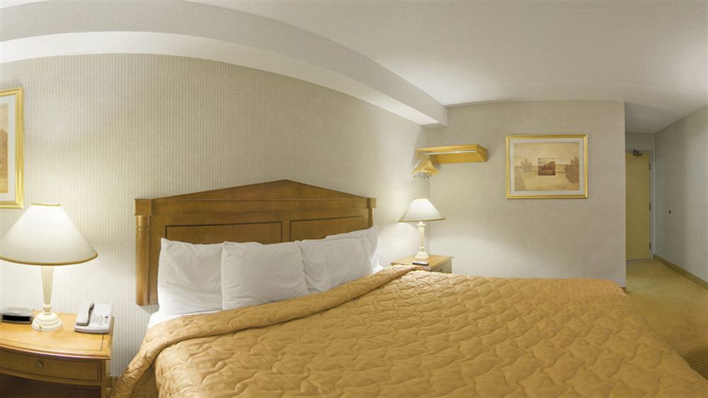 Travelodge by Wyndham Welland Eksteriør billede