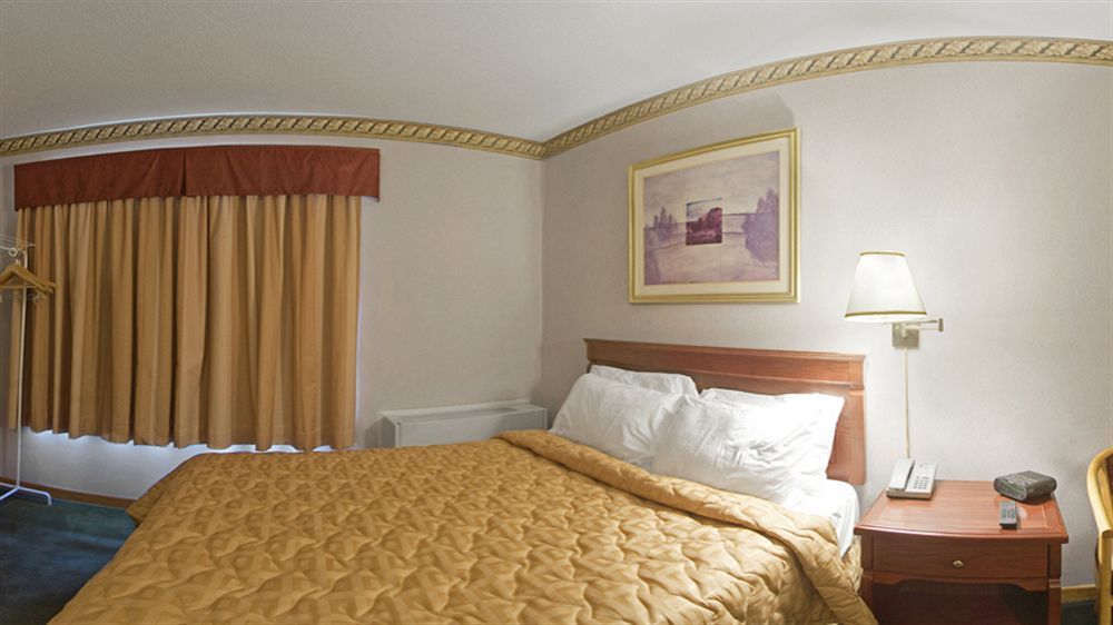 Travelodge by Wyndham Welland Eksteriør billede